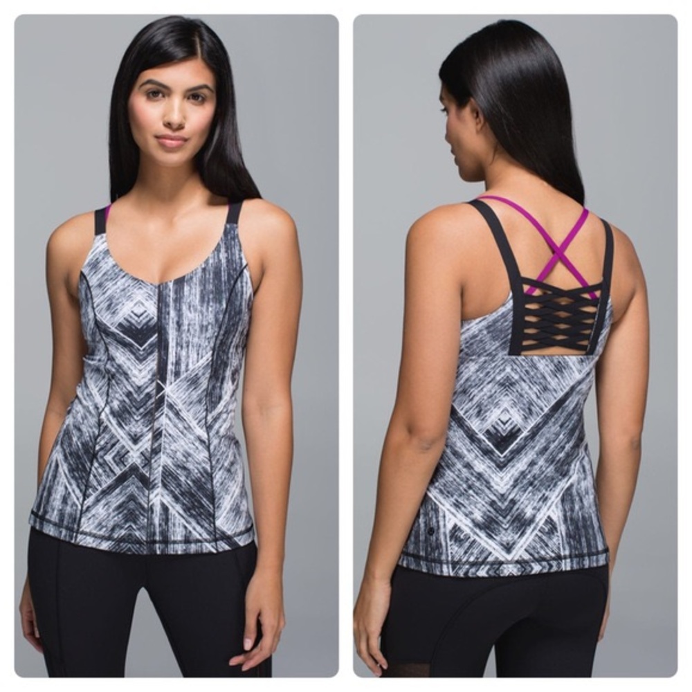 Lululemon Hot to Street Tank. Size 4.